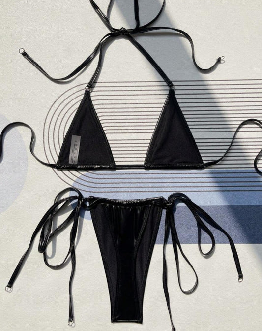 Bikini negro tipo hilo (Talla S)